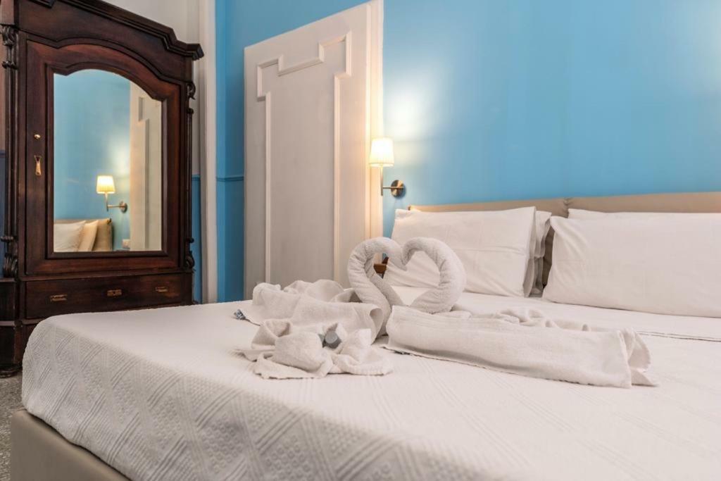 Aragonese Luxury Rooms Naples Extérieur photo